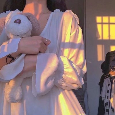 吮指少年